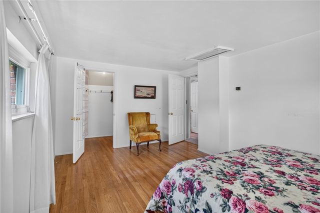 577 Arbor Ln, Pleasant Hills, PA 15236