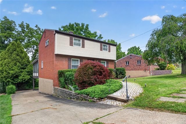 577 Arbor Ln, Pleasant Hills, PA 15236