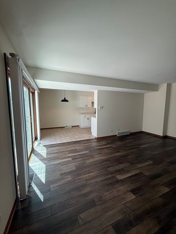 121 Spuhler Drive, Batavia, IL 60510