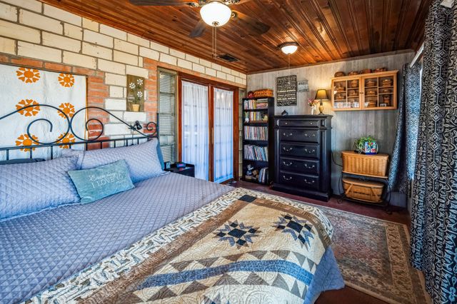 1161 Lake Franklin Drive, Winnsboro, TX 75494