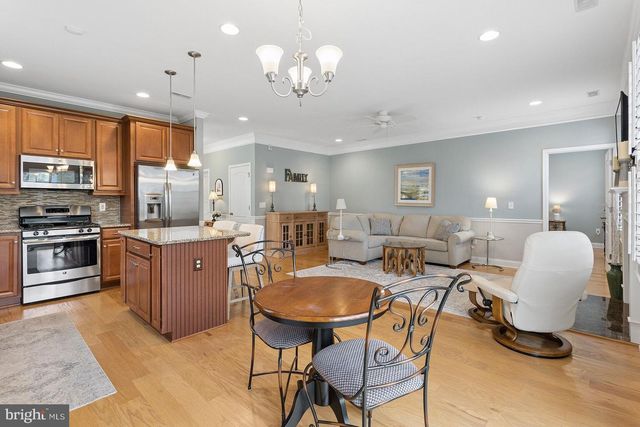 10 MONTCLAIRE RD, Medford, NJ 08055