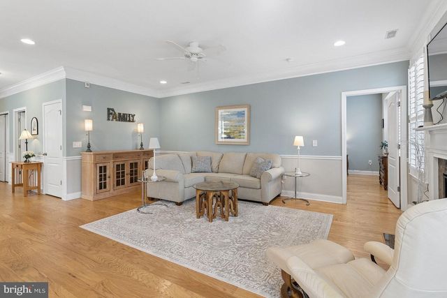 10 MONTCLAIRE RD, Medford, NJ 08055