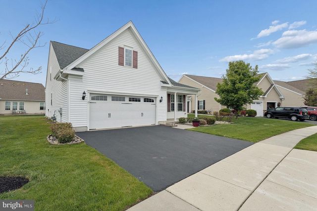 10 MONTCLAIRE RD, Medford, NJ 08055