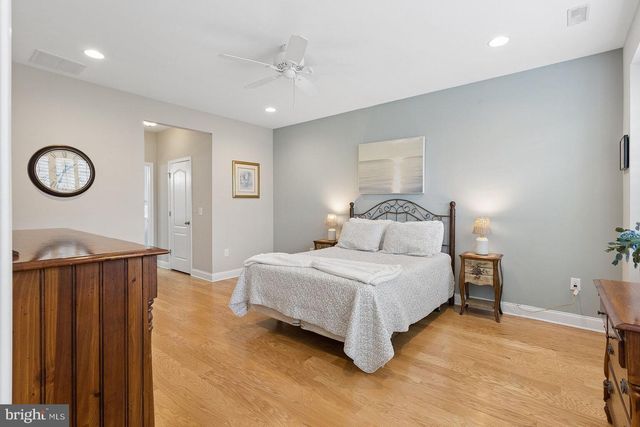 10 MONTCLAIRE RD, Medford, NJ 08055