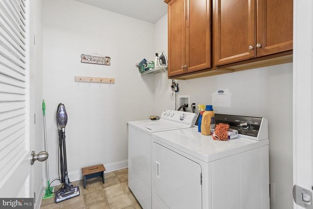10 MONTCLAIRE RD, Medford, NJ 08055