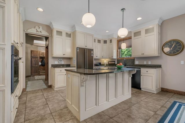 3209 Walden Way, Saint Cloud, MN 56301