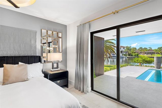 540 Reinante Ave, Coral Gables, FL 33156