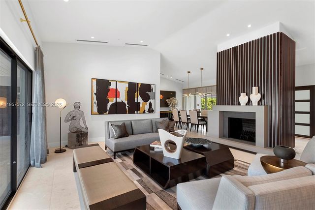 540 Reinante Ave, Coral Gables, FL 33156