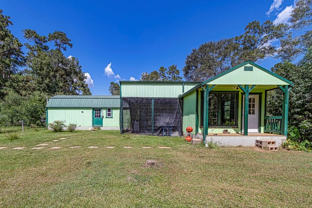 121 Tidwell Road, Shepherd, TX 77371