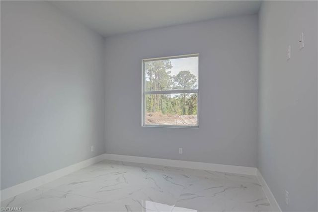 1202 E 9th ST, Lehigh Acres, FL 33972