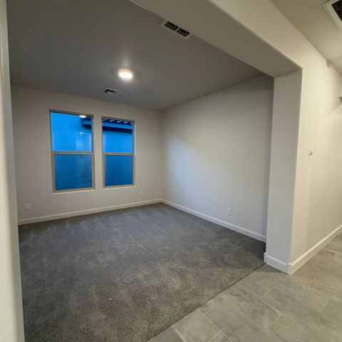 2452 Marble Avenue NE, Rio Rancho, NM 87144