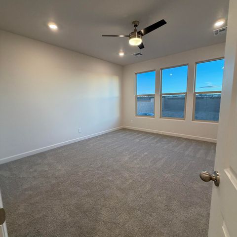 2452 Marble Avenue NE, Rio Rancho, NM 87144