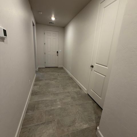 2452 Marble Avenue NE, Rio Rancho, NM 87144