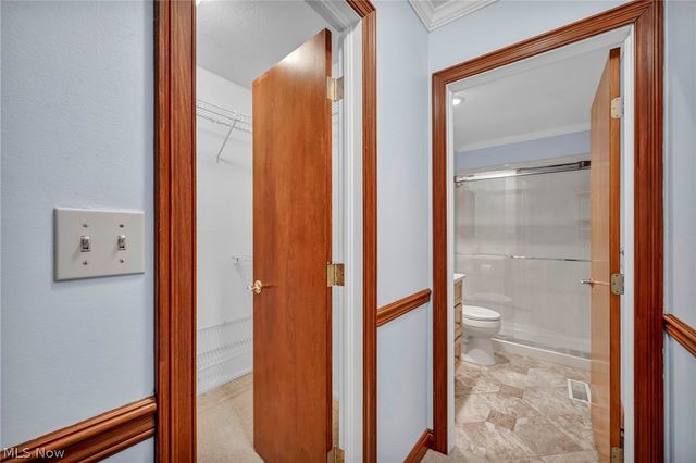 19044 Quail Hollow Drive, Strongsville, OH 44136