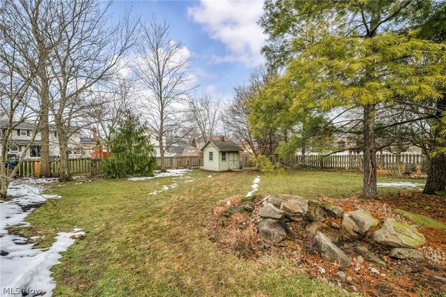 19044 Quail Hollow Drive, Strongsville, OH 44136