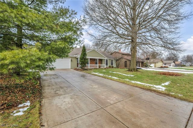 19044 Quail Hollow Drive, Strongsville, OH 44136