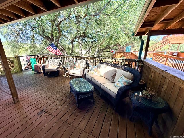 127 PRIVATE ROAD 1518, Bandera, TX 78003