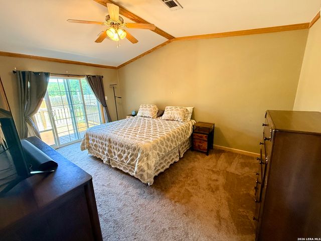 127 PRIVATE ROAD 1518, Bandera, TX 78003