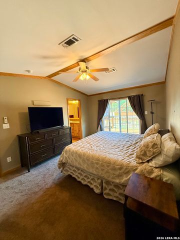 127 PRIVATE ROAD 1518, Bandera, TX 78003