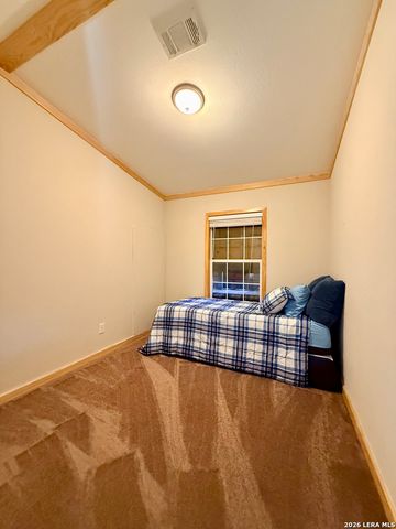 127 PRIVATE ROAD 1518, Bandera, TX 78003