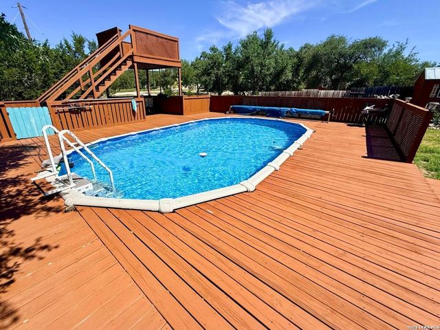 127 PRIVATE ROAD 1518, Bandera, TX 78003