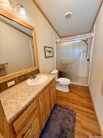127 PRIVATE ROAD 1518, Bandera, TX 78003