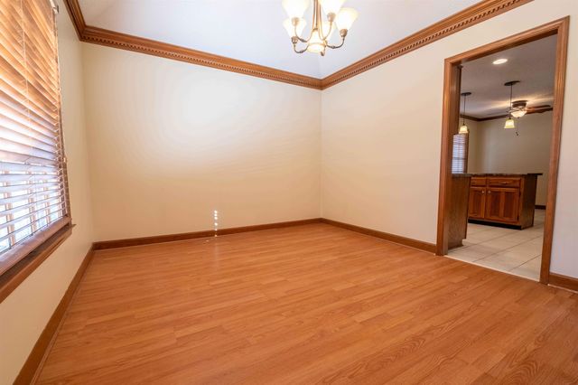 261 WALNUT LEAF DR, Memphis, TN 38018