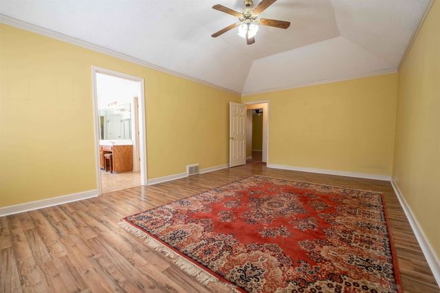 261 WALNUT LEAF DR, Memphis, TN 38018