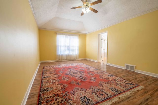 261 WALNUT LEAF DR, Memphis, TN 38018