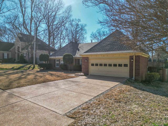 261 WALNUT LEAF DR, Memphis, TN 38018