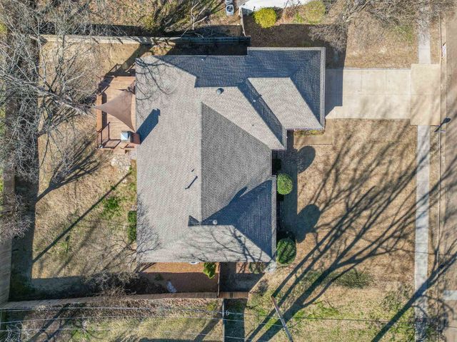 261 WALNUT LEAF DR, Memphis, TN 38018