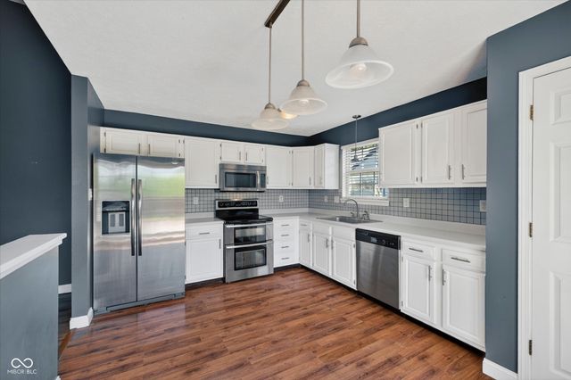 27 Lake Drive S, Brownsburg, IN 46112