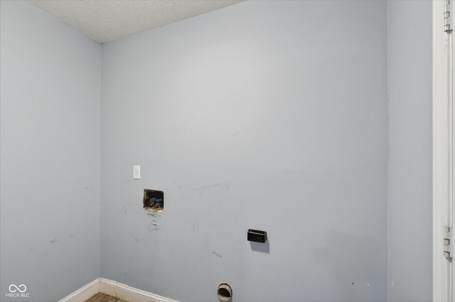 27 Lake Drive S, Brownsburg, IN 46112
