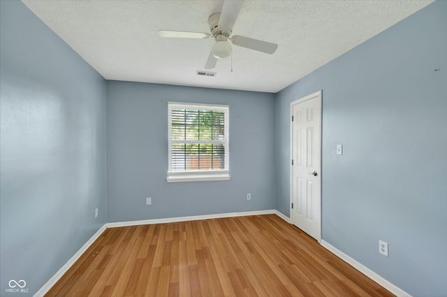 27 Lake Drive S, Brownsburg, IN 46112