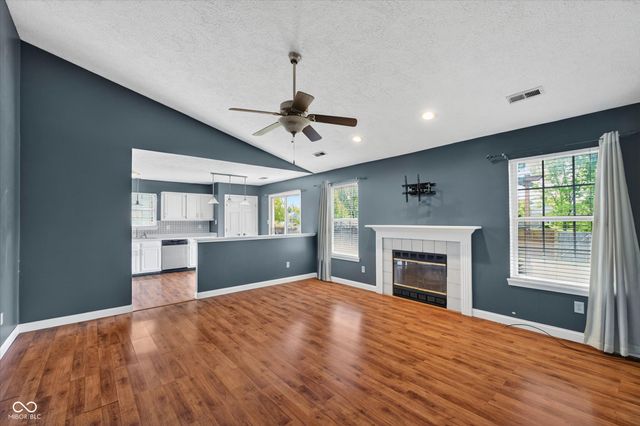 27 Lake Drive S, Brownsburg, IN 46112