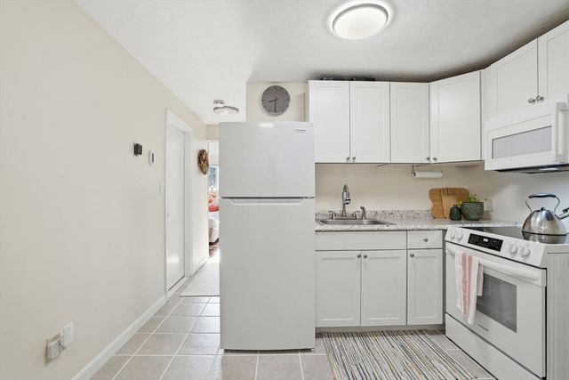 1 Tideview Path 1, Plymouth, MA 02360