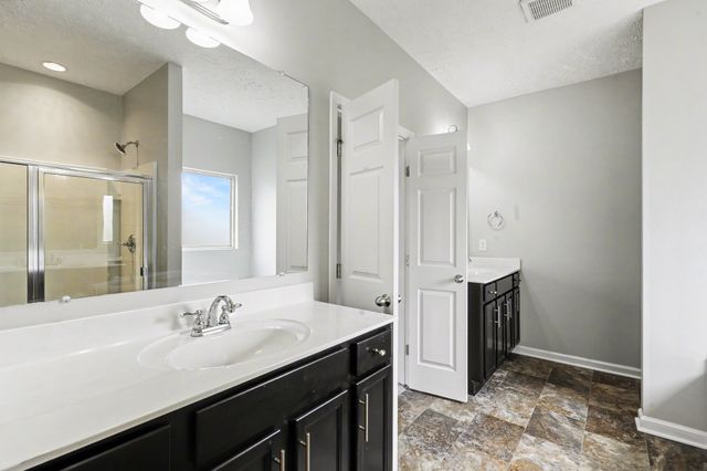 212 Leah Ct, Gallatin, TN 37066