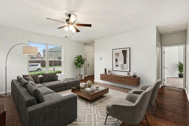 212 Leah Ct, Gallatin, TN 37066