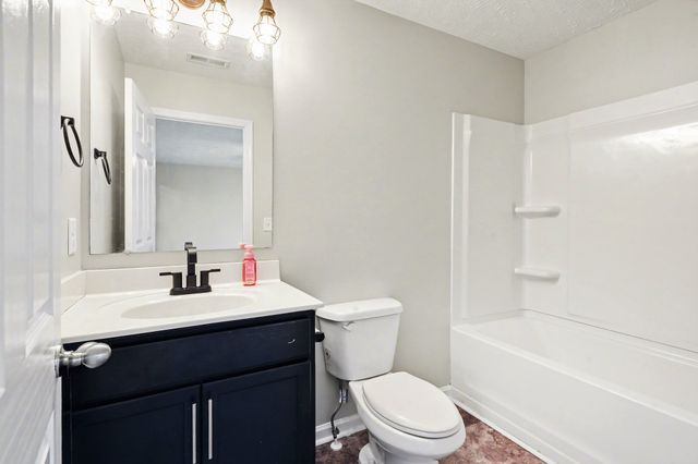 212 Leah Ct, Gallatin, TN 37066