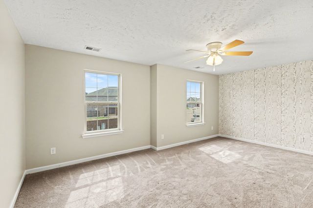 212 Leah Ct, Gallatin, TN 37066