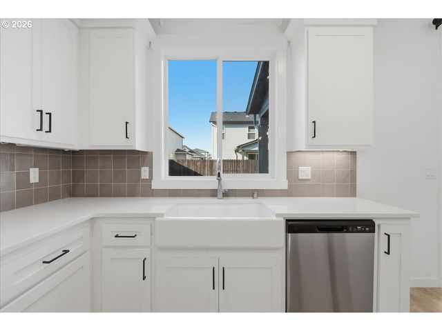 874 Se 37TH St, Battle Ground, WA 98604