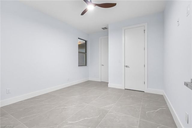 142 SW 33rd PL, Cape Coral, FL 33991