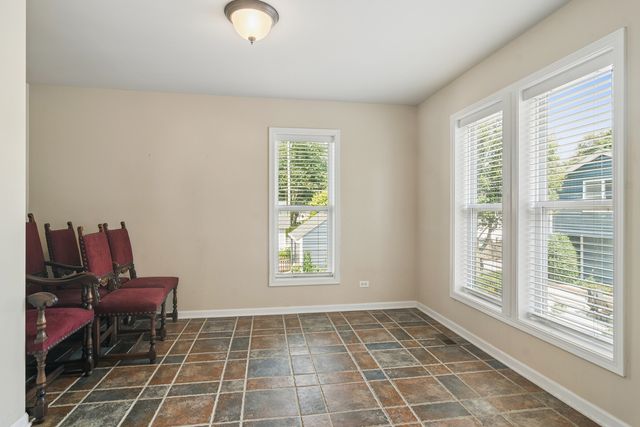 208 N Benton Street, Palatine, IL 60067