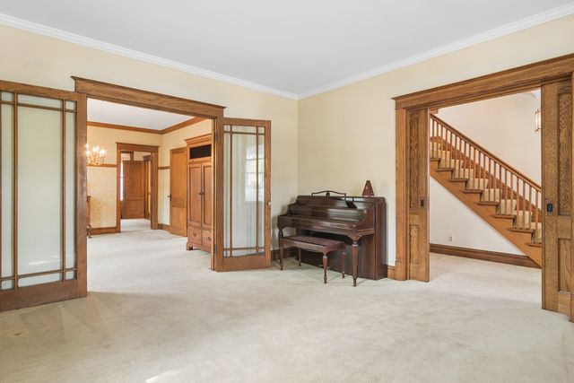 208 N Benton Street, Palatine, IL 60067