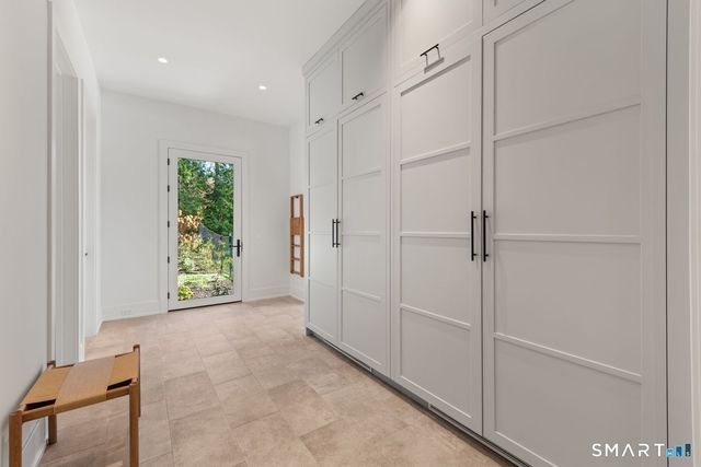 19 Beachside Common, Westport, CT 06880