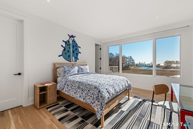 19 Beachside Common, Westport, CT 06880