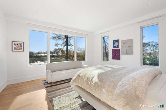 19 Beachside Common, Westport, CT 06880