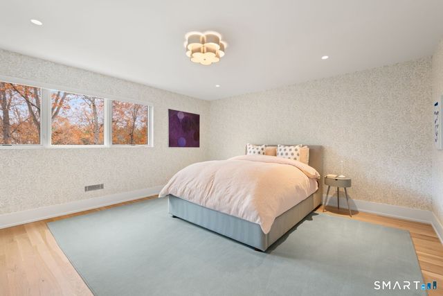 19 Beachside Common, Westport, CT 06880