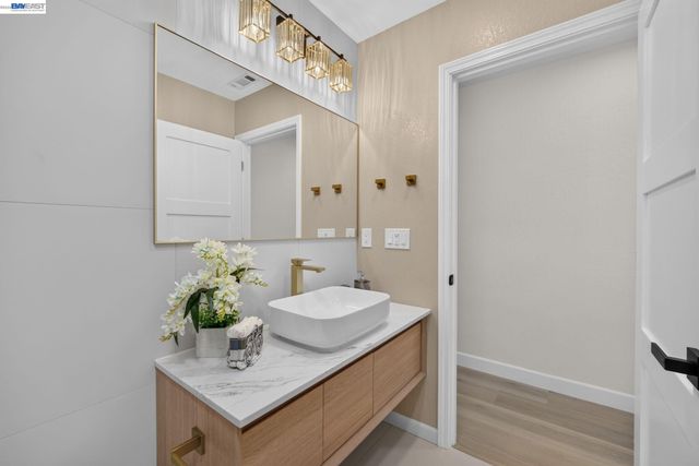 3764 Howe Ct, Fremont, CA 94538