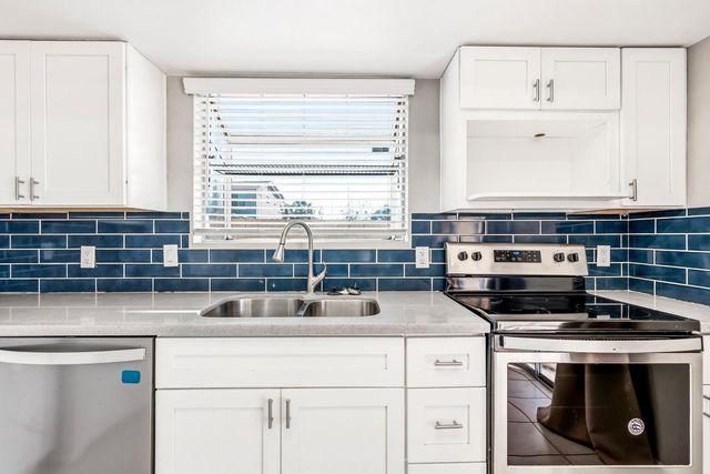 860 S Rio Drive, Chandler, AZ 85225